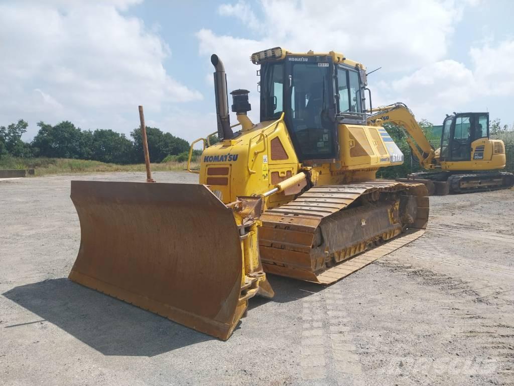 Komatsu D61PX-23 Bulldozer på larvebånd