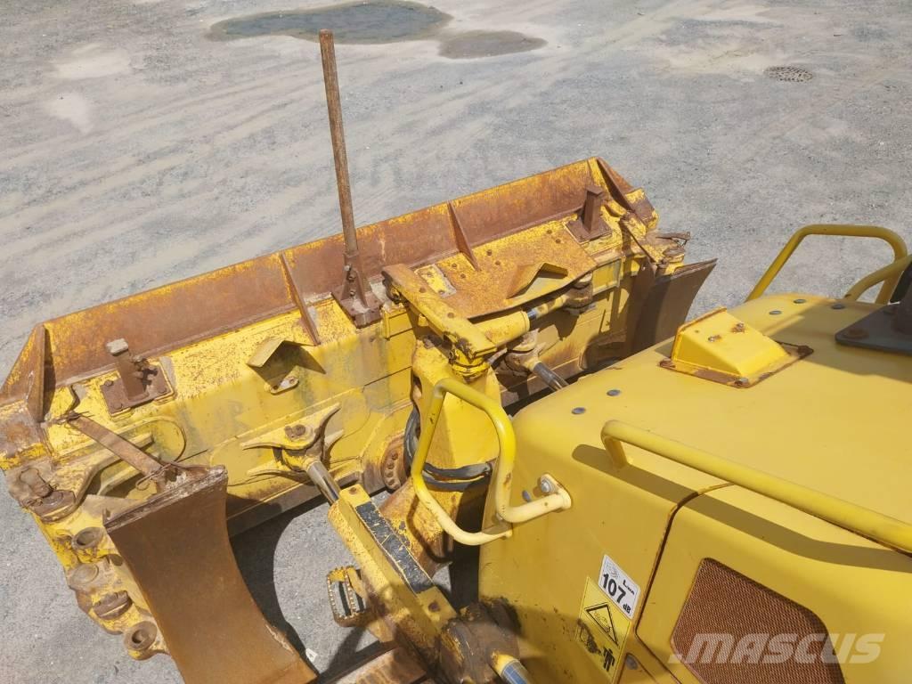 Komatsu D61PX-23 Bulldozer på larvebånd