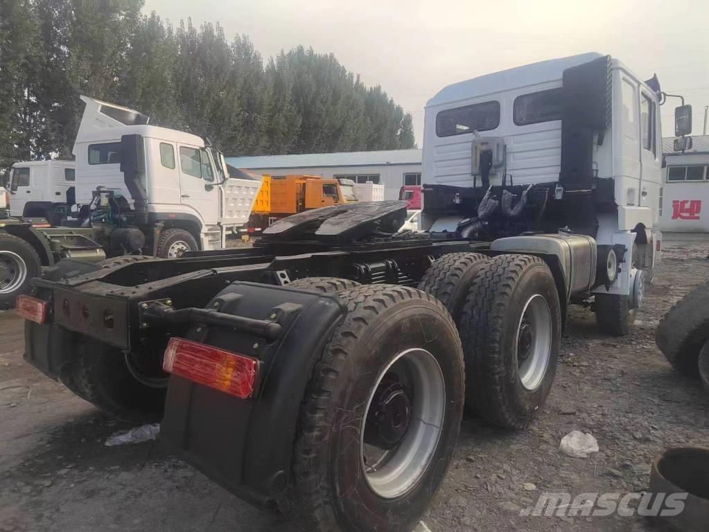 Shacman F3000 6X4 Trækkere