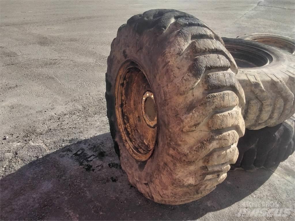 Nokian Els 17,5x25 Dæk, hjul og fælge