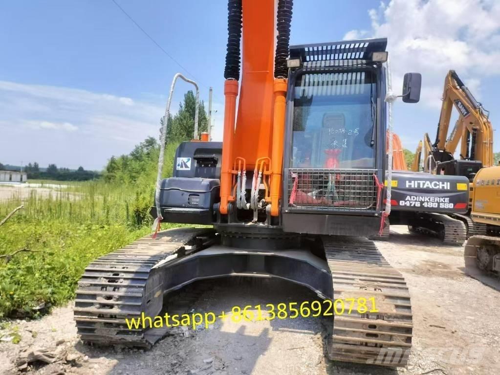 Hitachi ZX 210-3 Gravemaskiner på larvebånd