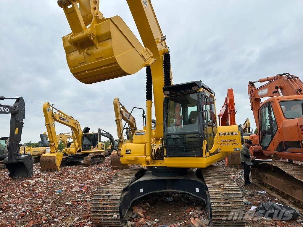 Komatsu PC 220-8M Gravemaskiner på larvebånd