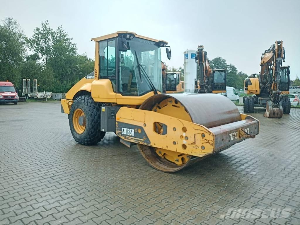 Volvo SD 135 B Enkelt tromle