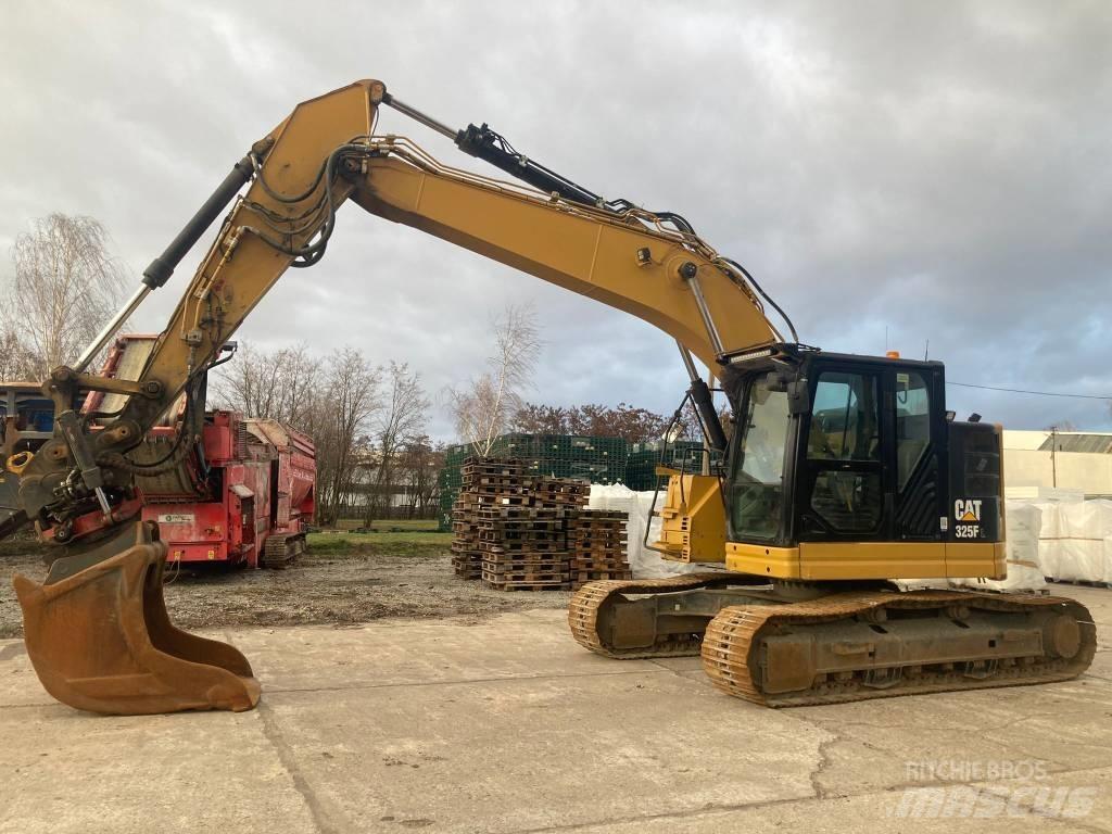 CAT 325 F LCR Gravemaskiner på larvebånd