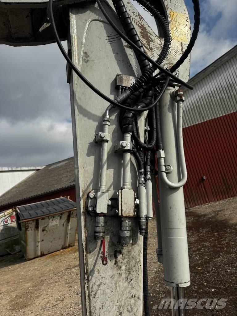 Takeuchi TB 370 Gravemaskiner på larvebånd