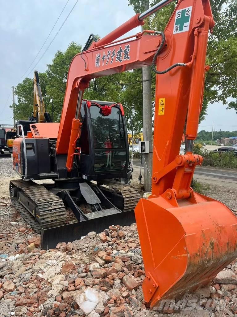 Hitachi ZX70 Midi-gravemaskiner 7t - 12t
