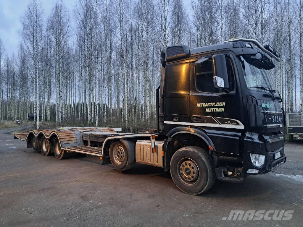 Sisu CM 13 M Skovmaskintransportlastbiler