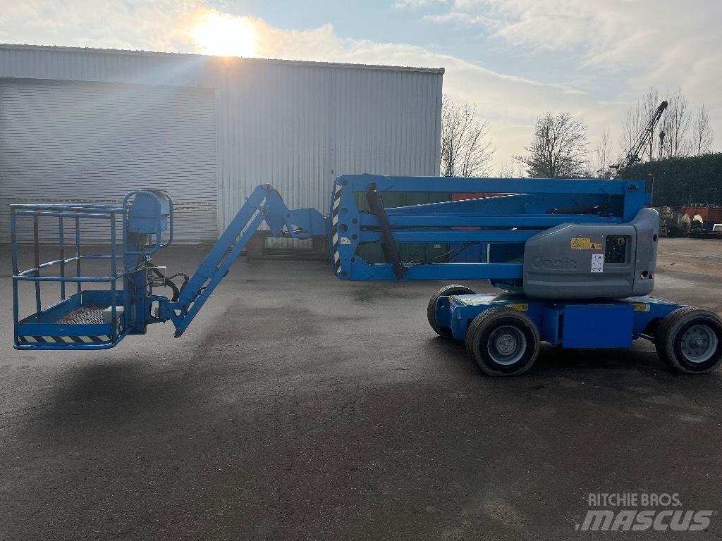 Genie Z 45/25 J Bomlifte med knækarm
