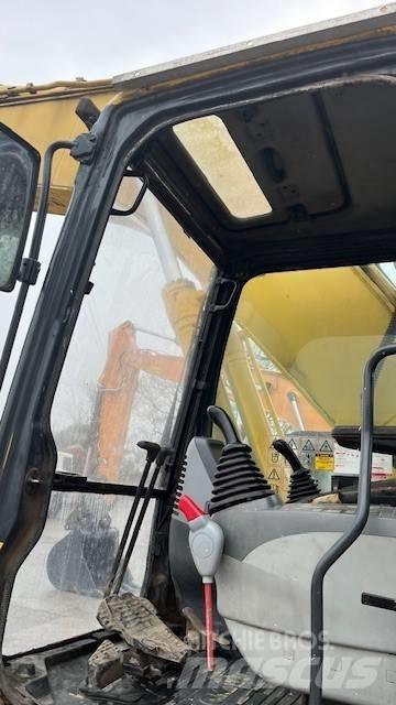 Komatsu PC 210-7 Gravemaskiner på larvebånd