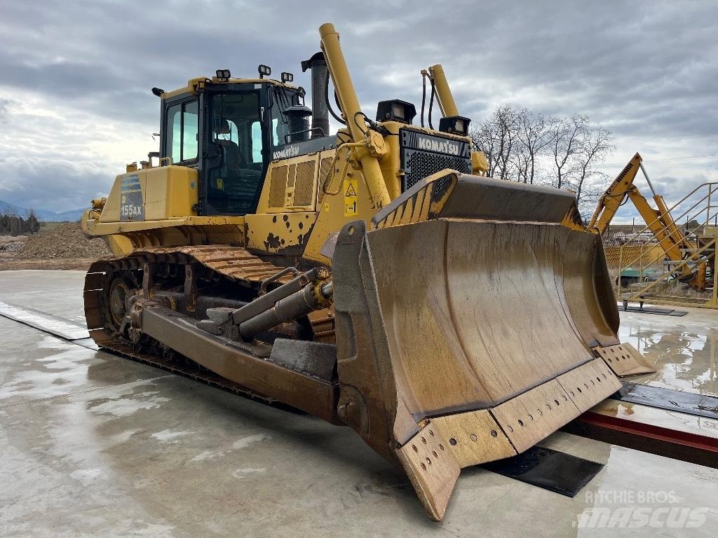 Komatsu D155 AX-6 Bulldozer på larvebånd