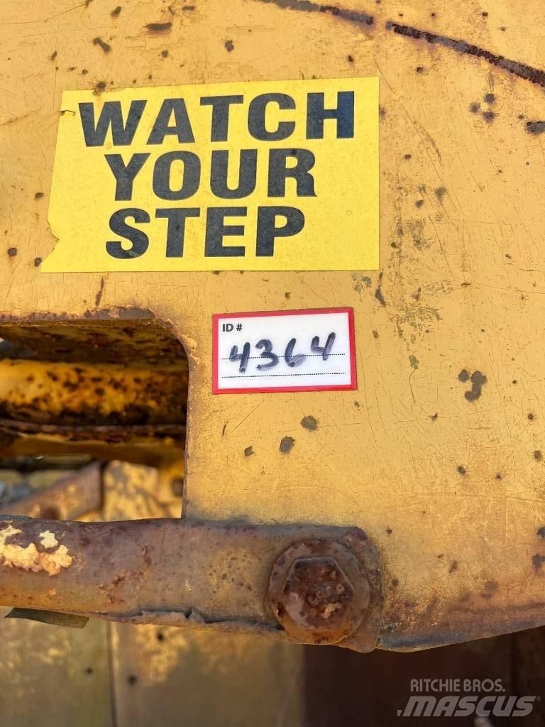 CAT D 8 L Bulldozer på larvebånd
