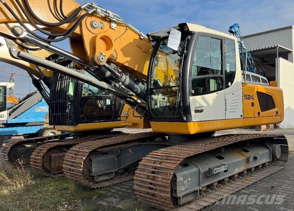 Liebherr R924 SLC Gravemaskiner på larvebånd