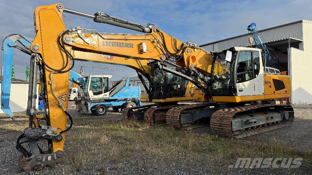 Liebherr R924 SLC Gravemaskiner på larvebånd