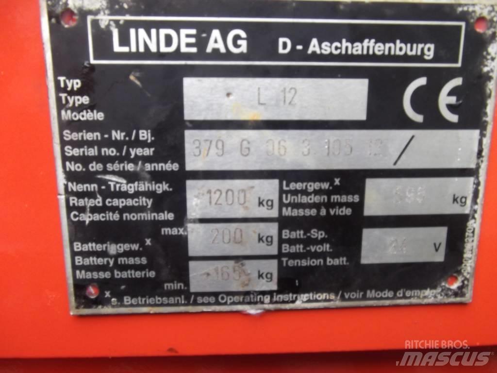 Linde L12 /379/ V-2097 Selvkørende stablere