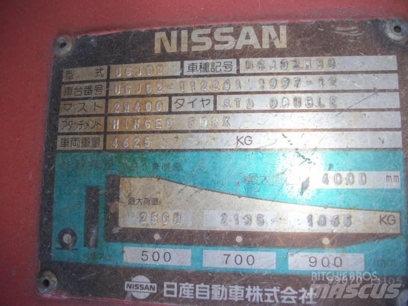 Nissan UGJ02M30 LPG gaffeltrucks