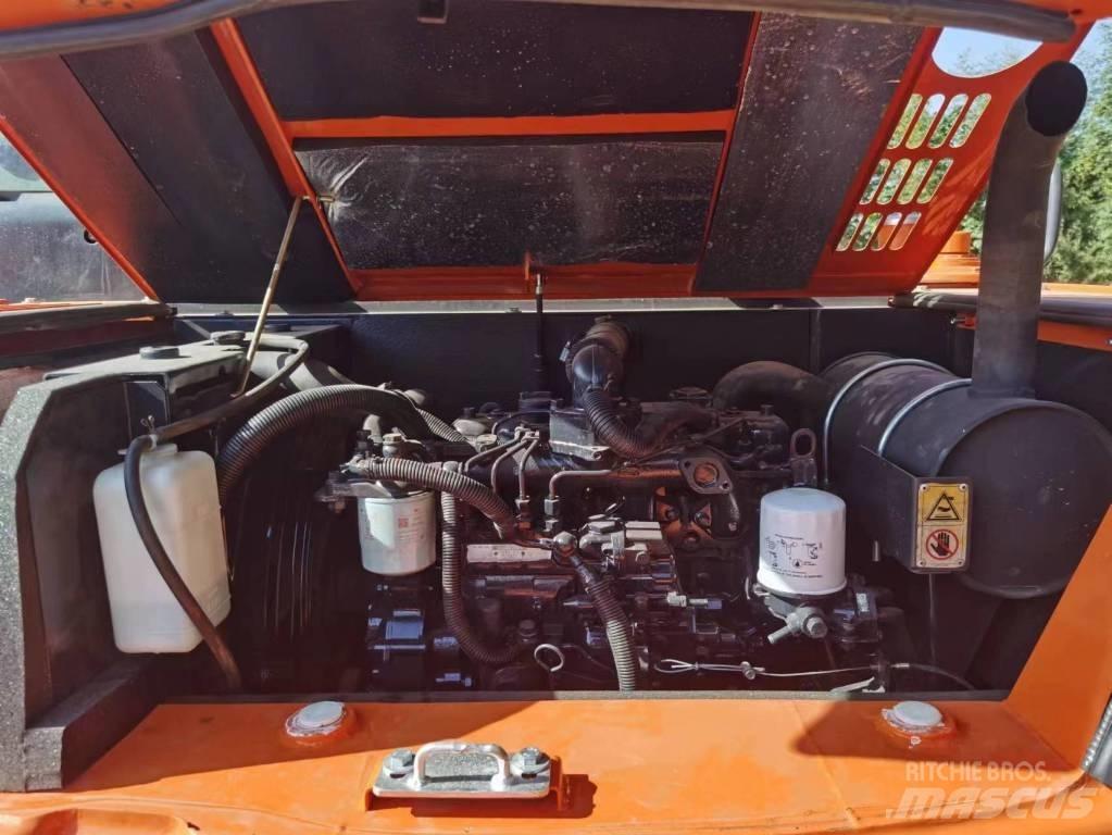 Hitachi ZX 70 Minigravemaskiner