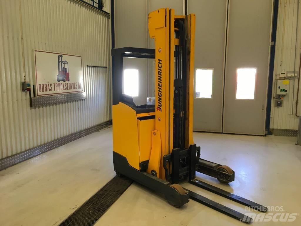 Jungheinrich ETV 214 Reachtruck