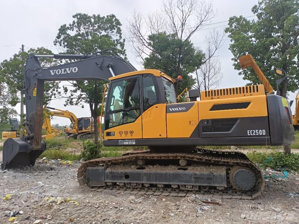 Volvo EC250D Gravemaskiner på larvebånd