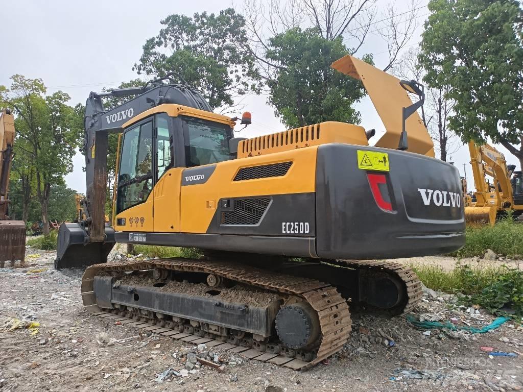 Volvo EC250D Gravemaskiner på larvebånd