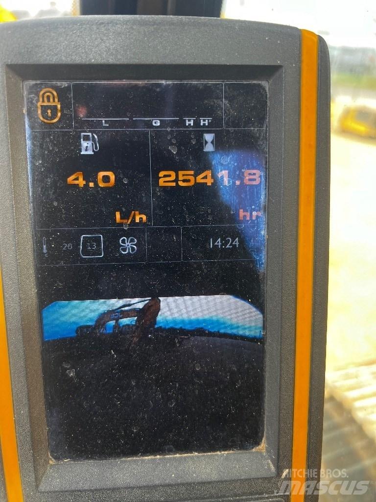 JCB JS 220 N LC Gravemaskiner på larvebånd