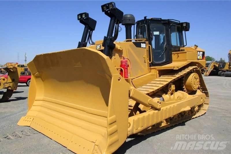 CAT D8R Bulldozer på larvebånd