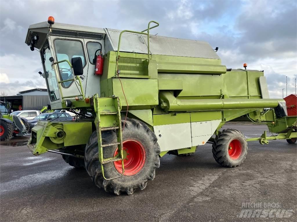 CLAAS Dominator 96 Mejetærskere