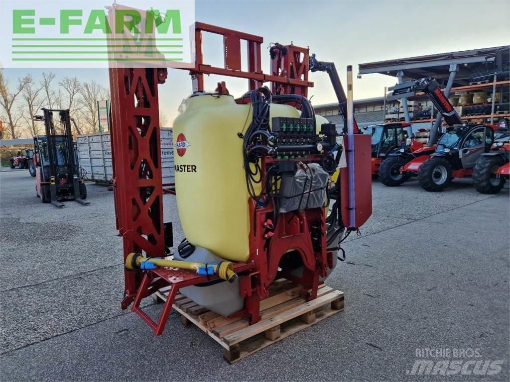 Hardi Master Trailersprøjter