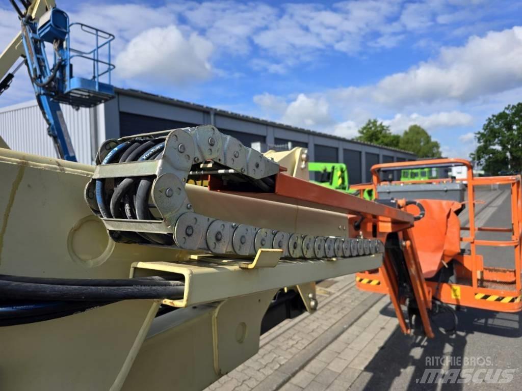 JLG E 450 AJ Bomlifte med knækarm
