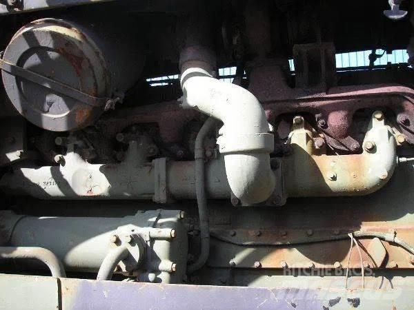 CAT D8K Bulldozer på larvebånd