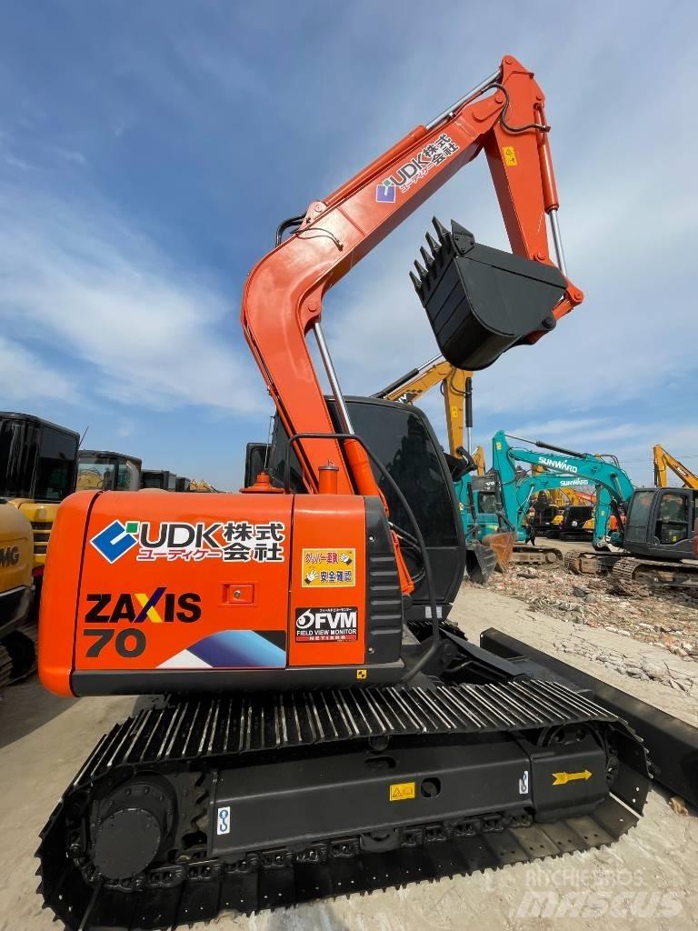 Hitachi Zaxis 70 Gravemaskiner på larvebånd