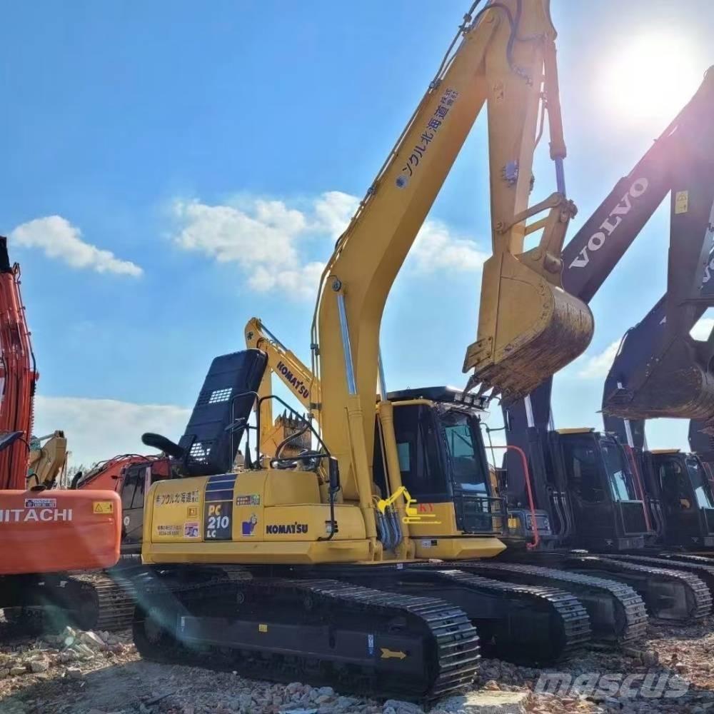 Komatsu PC 210-8 Gravemaskiner på larvebånd