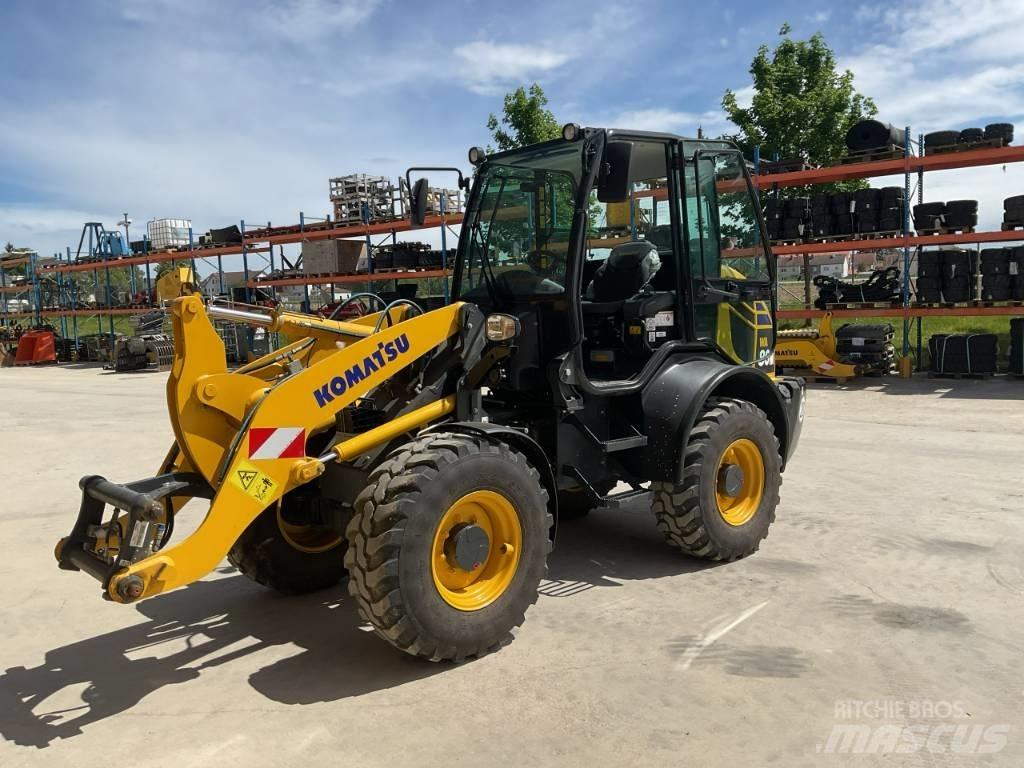 Komatsu WA80M-8 Læssemaskiner på hjul