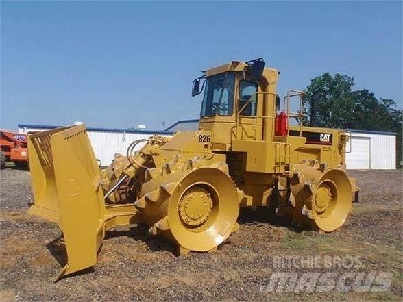 CAT 826C Affaldskompaktorer