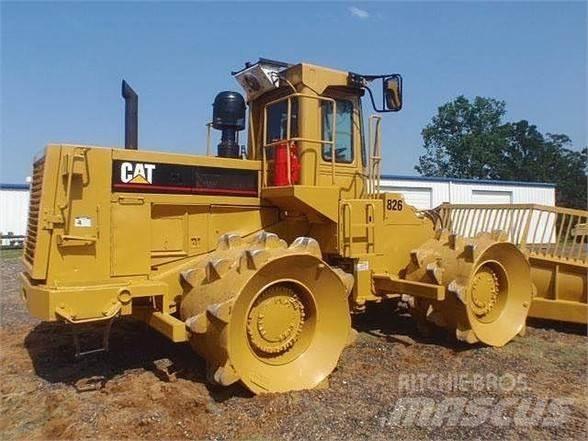 CAT 826C Affaldskompaktorer