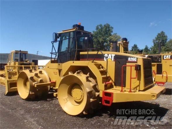 CAT 826G Affaldskompaktorer