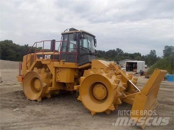 CAT 826H Affaldskompaktorer