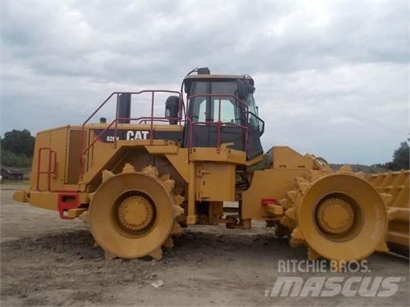 CAT 826H Affaldskompaktorer