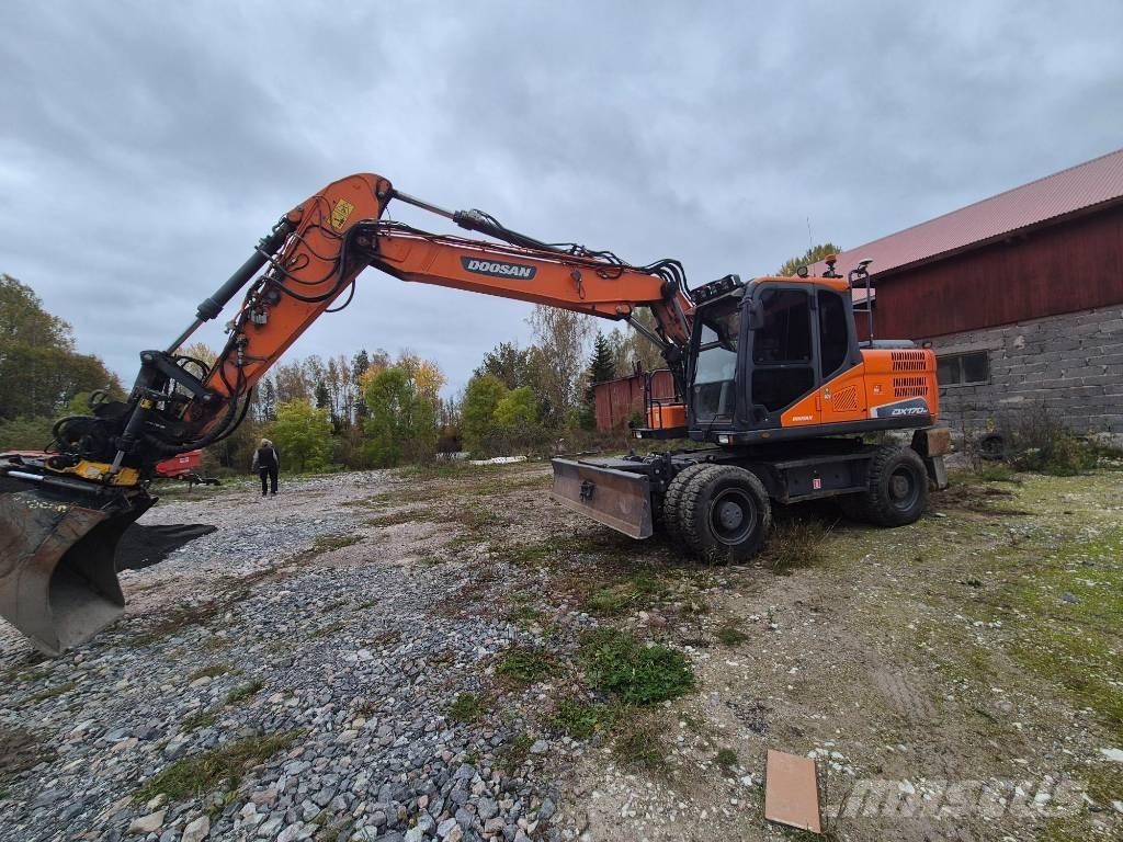 Doosan DX 170 W Gravemaskiner på hjul