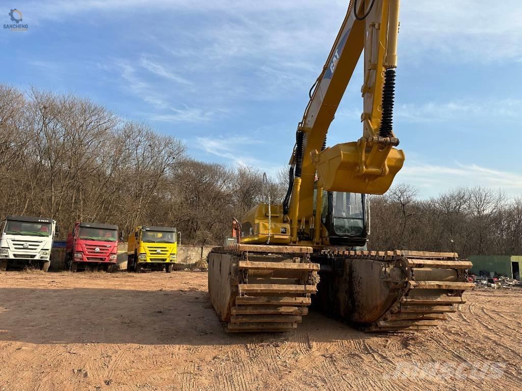 CAT 320 C L Amfibiegravemaskine