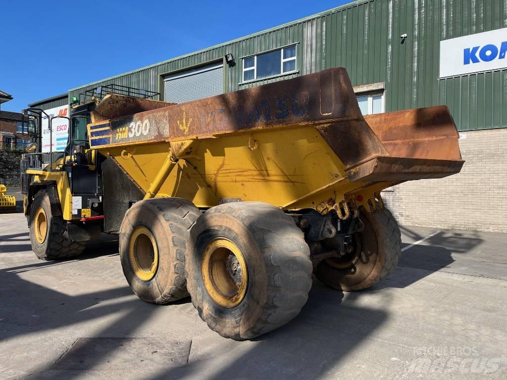 Komatsu HM 300-3 Terrængående lastbiler