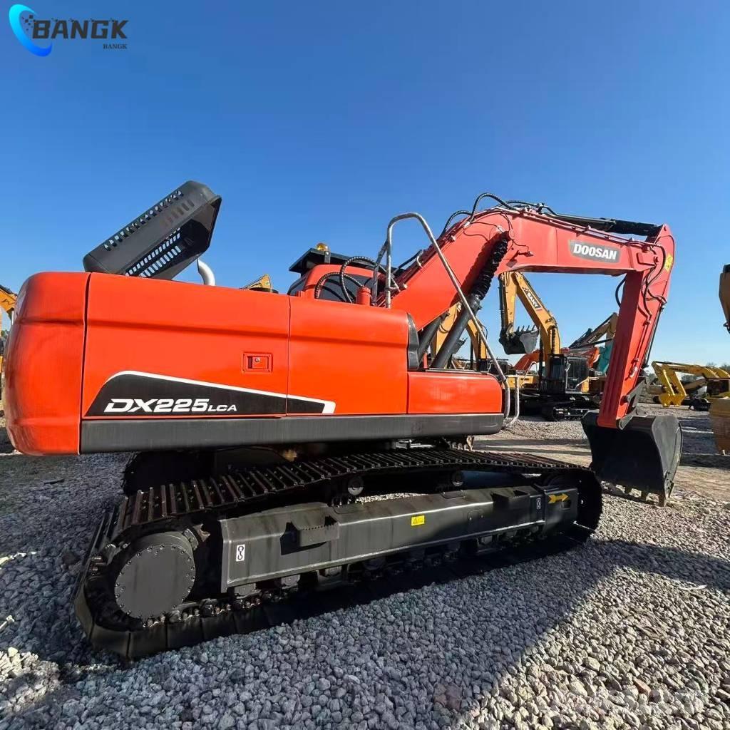 Doosan DX 225 LCA Gravemaskiner på larvebånd