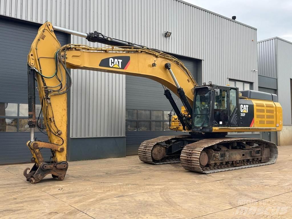 CAT 352F Gravemaskiner på larvebånd