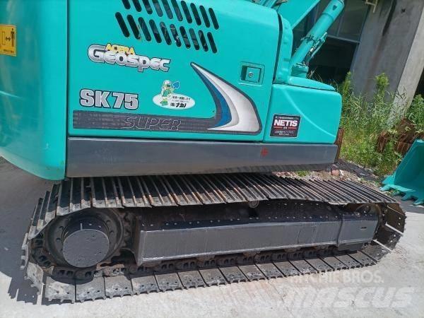 Kobelco SK 75 Gravemaskiner på larvebånd