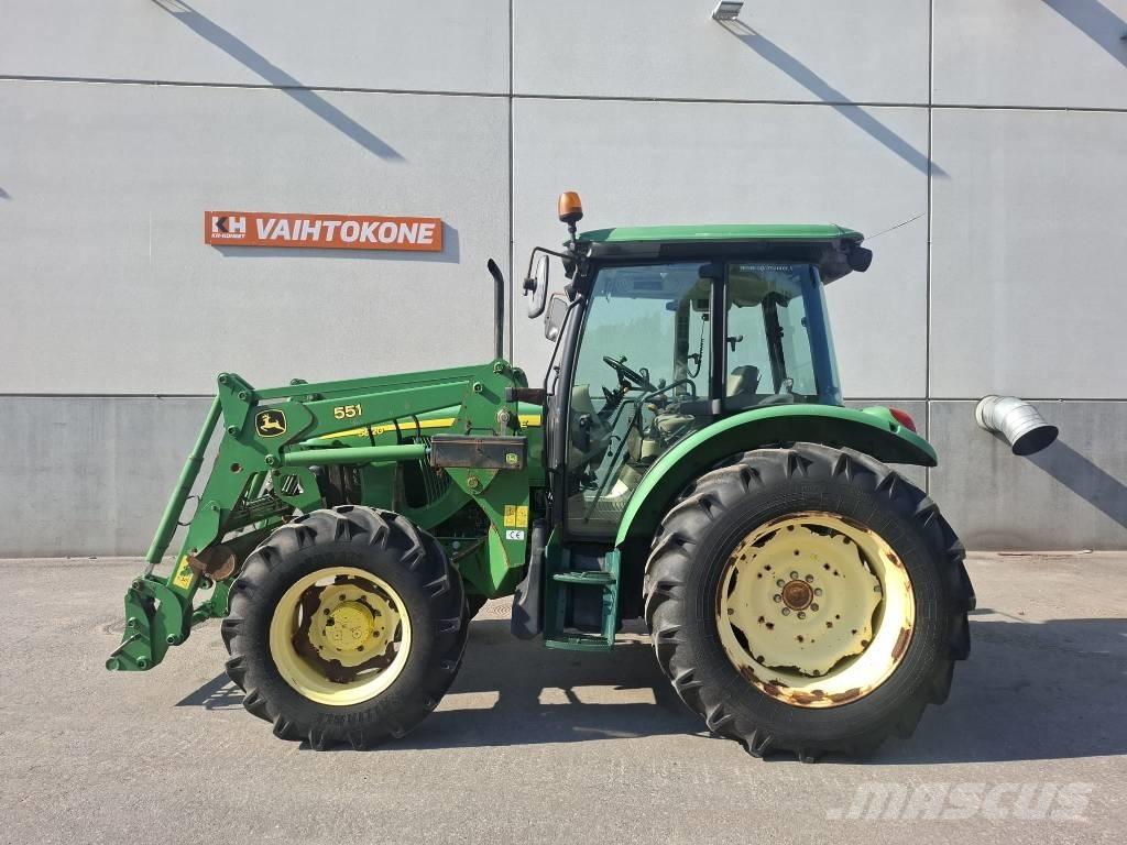 John Deere 5820 Traktorer