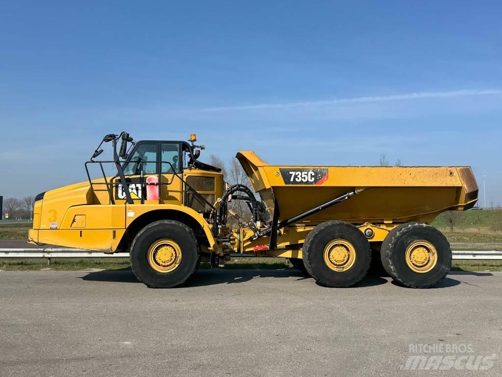 CAT 735C Terrængående lastbiler