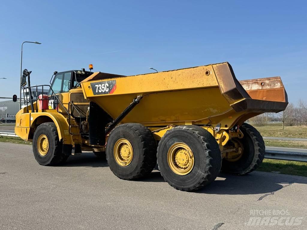 CAT 735C Terrængående lastbiler