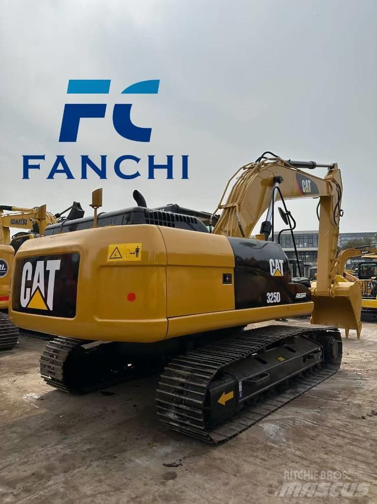 CAT 325 D Gravemaskiner på larvebånd
