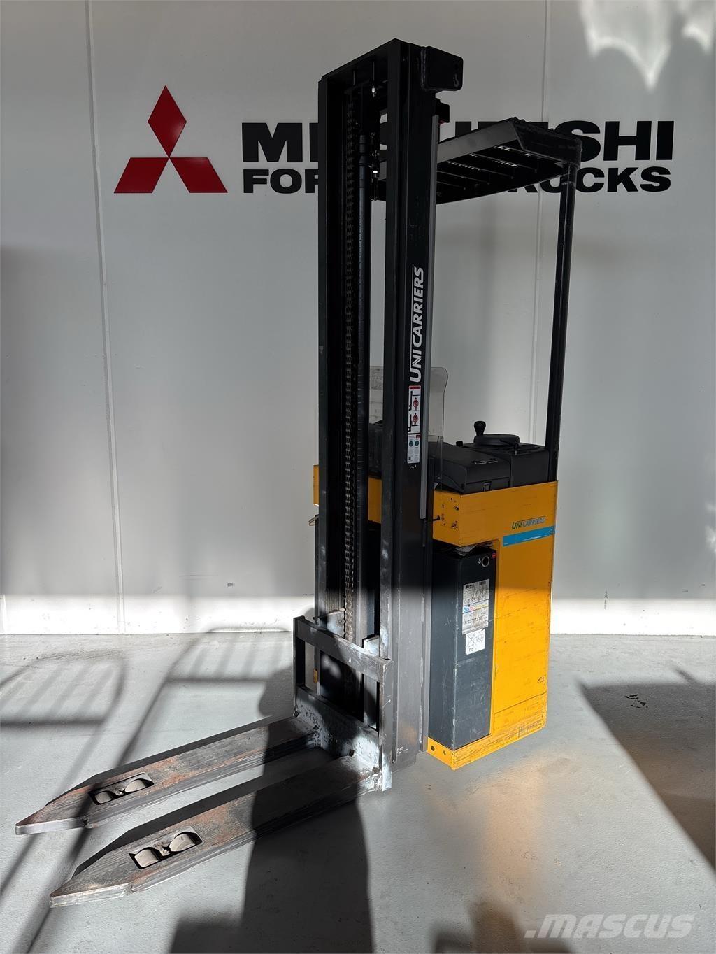 Atlet A160 Selvkørende stablere