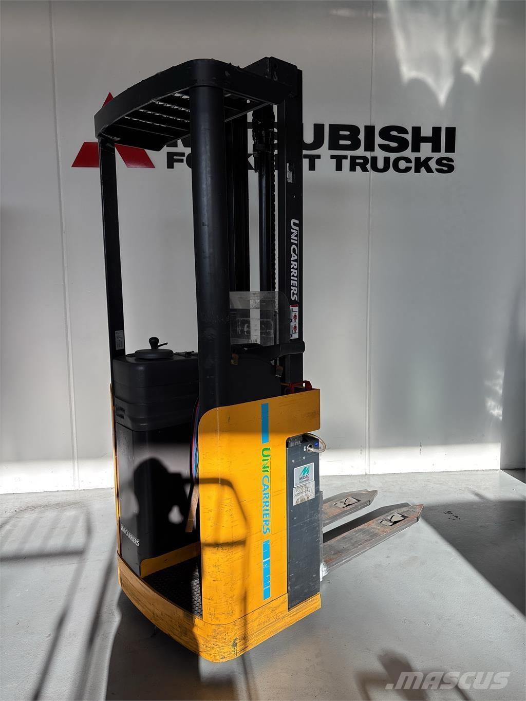 Atlet A160 Selvkørende stablere