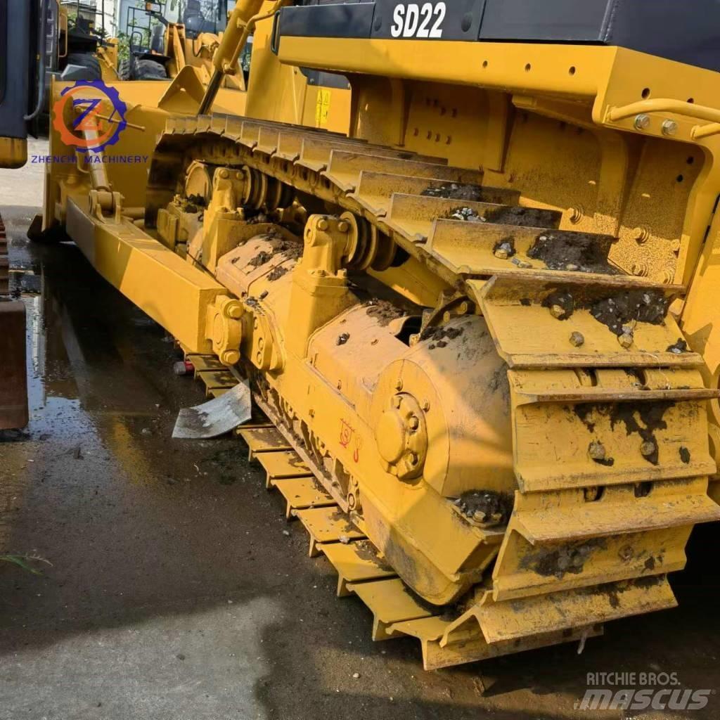 Shantui SD 22 Bulldozer på larvebånd